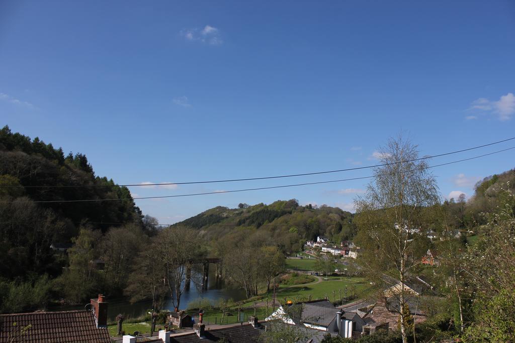 Inglewood House Bed and Breakfast Monmouth Esterno foto